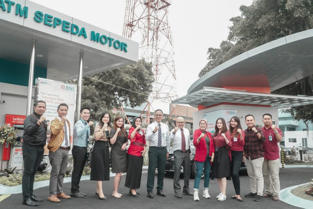 ATM BNI Ride-Thru 1 atm bni ride thru