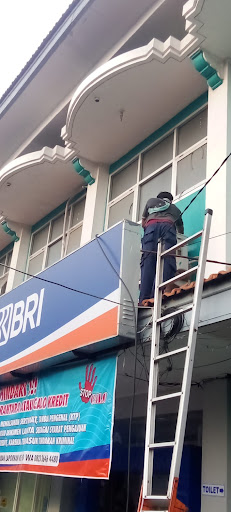 ATM Bank BRI STAIN Kediri