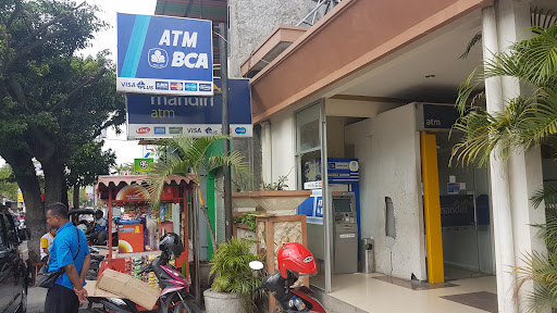 ATM Mandiri dan BCA Sharilla Husada