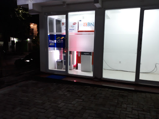 ATM Mandiri SMP MP DEBAGHRAFCITY