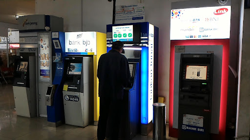 ATM CENTER (Stasiun Solobalapan)