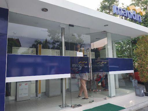 ATM Bank Mandiri Pusat Kota Tulungagung