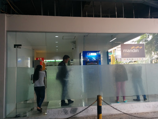 Mandiri ATM Lucky Plaza