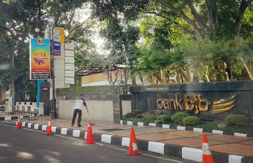 ATM BJB DRIVE THRU NARIPAN