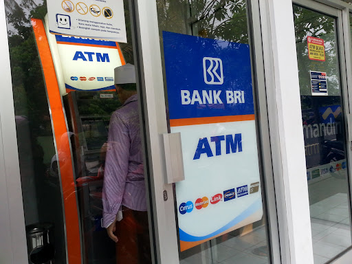 ATM BRI Jalan Pramuka