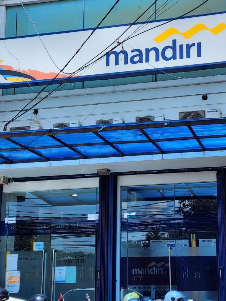 Mandiri ATM KCP Jakarta Kemang Selatan 1 mandiri atm kcp jakarta kemang selatan